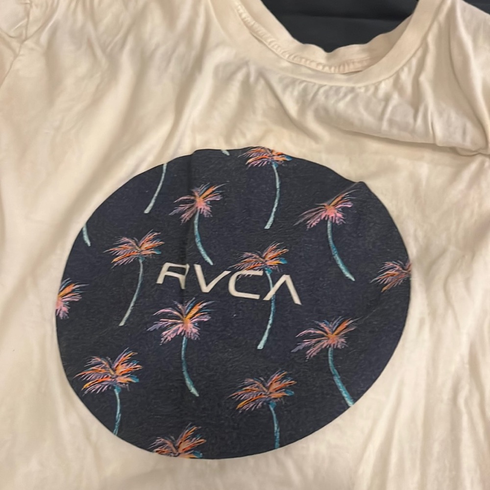 Rvca Mens t shirt